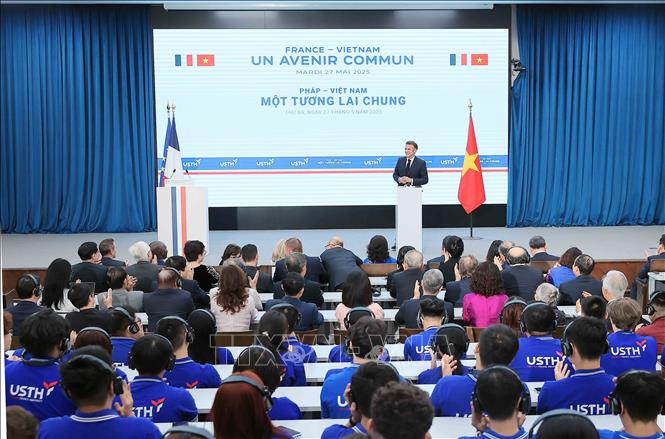 Tổng thống Pháp Emmanuel Macron Pháp muốn hợp tác với Việt Nam trong lĩnh vực trí tuệ nhân tạo