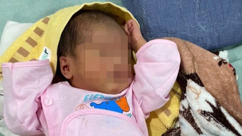 Một trẻ sơ sinh bị bỏ rơi tại phường Thuận Lộc