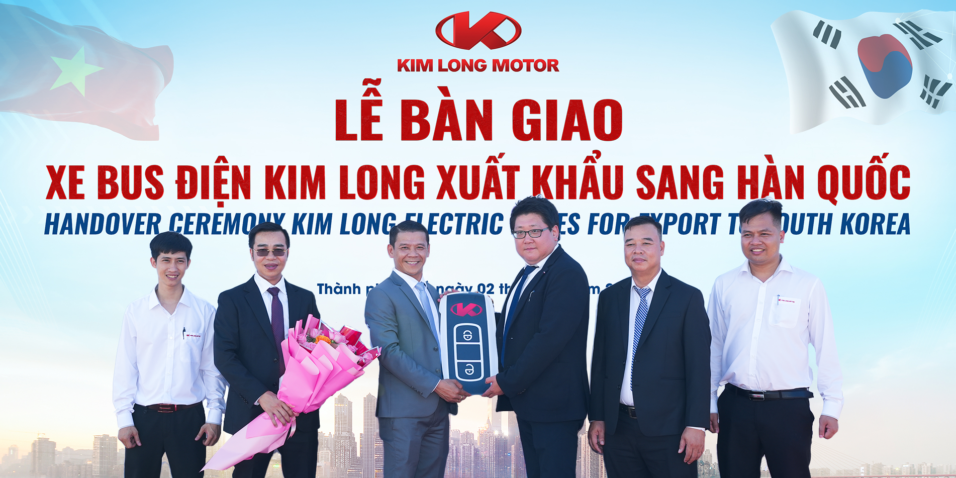 Xe buýt điện “made in Huế” lăn bánh tại Hàn Quốc