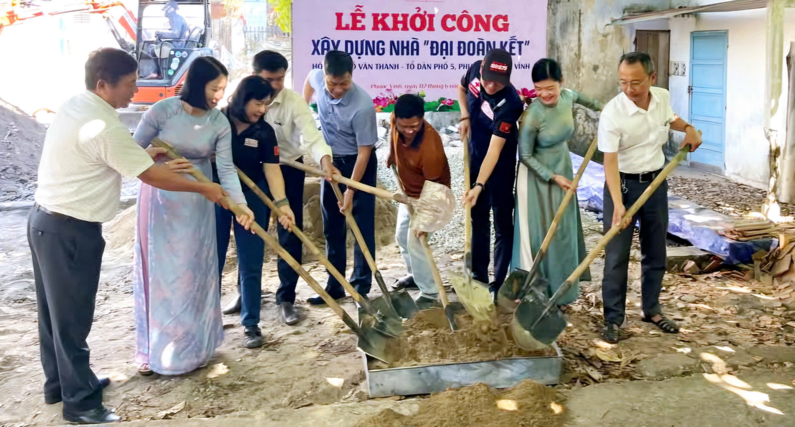 Khởi công, khánh thành và bàn giao 2 nhà Đại đoàn kết