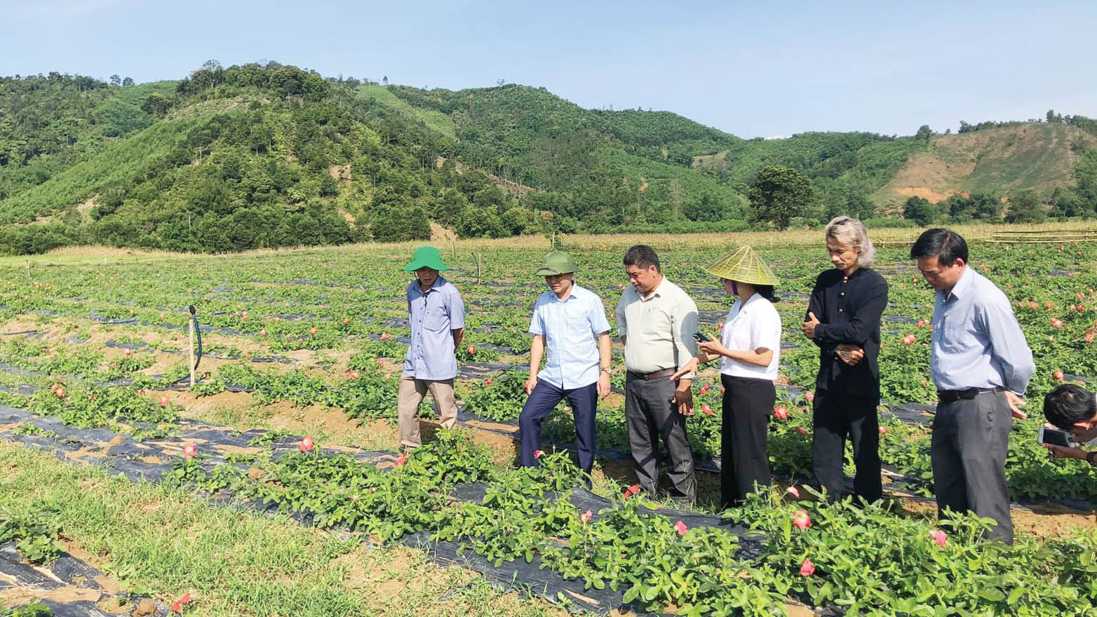 Hạ tầng đồng bộ, đời sống nâng cao