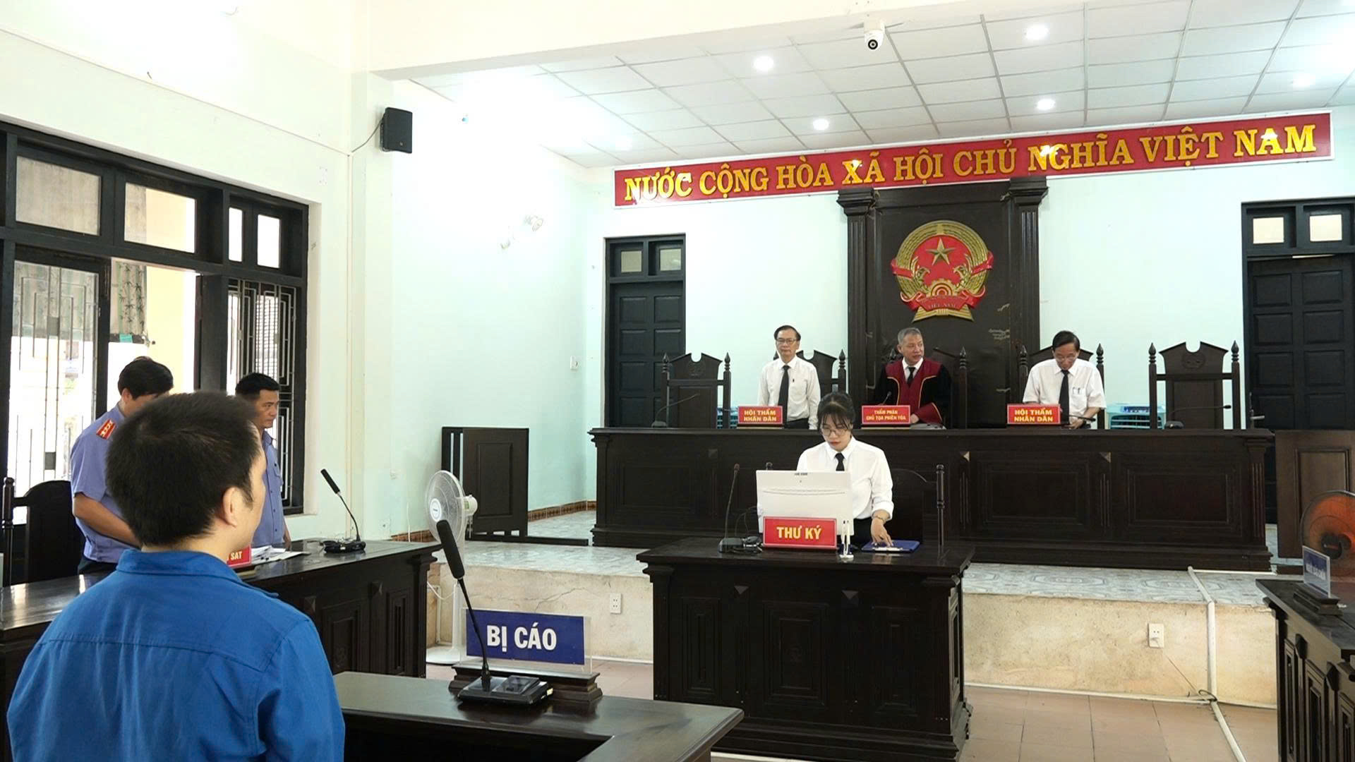 Nhận án tù vì cho vay với lãi suất hơn 434 năm