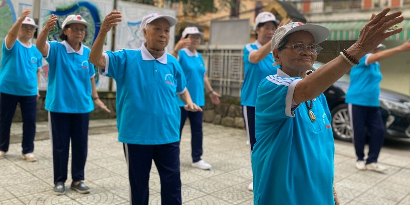 Xây dựng hình ảnh người cao tuổi gương mẫu, sống vui, sống khỏe, sống có ích