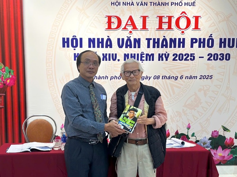 Xây dựng Hội Nhà văn mang đậm bản sắc văn hóa Huế
