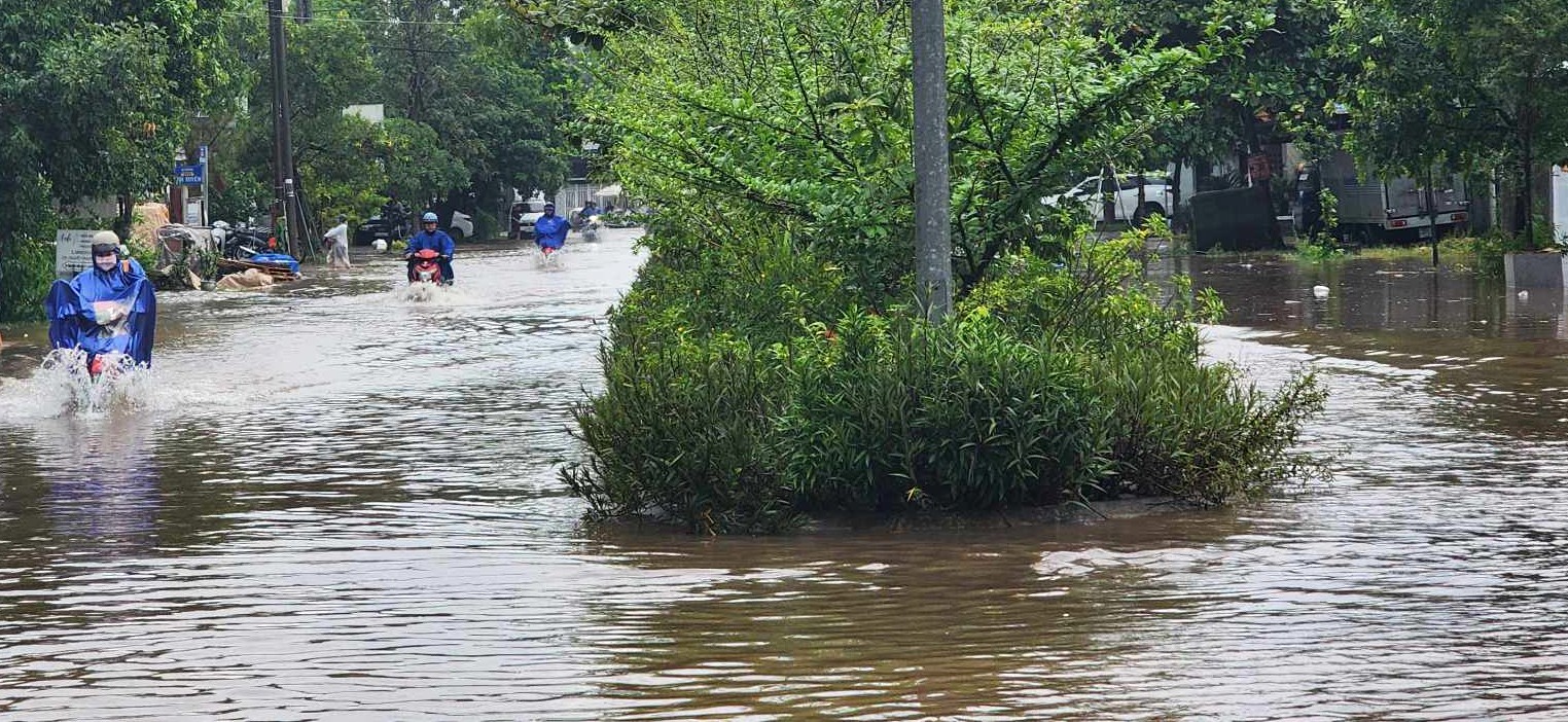 Mưa diện rộng gây ngập úng cục bộ