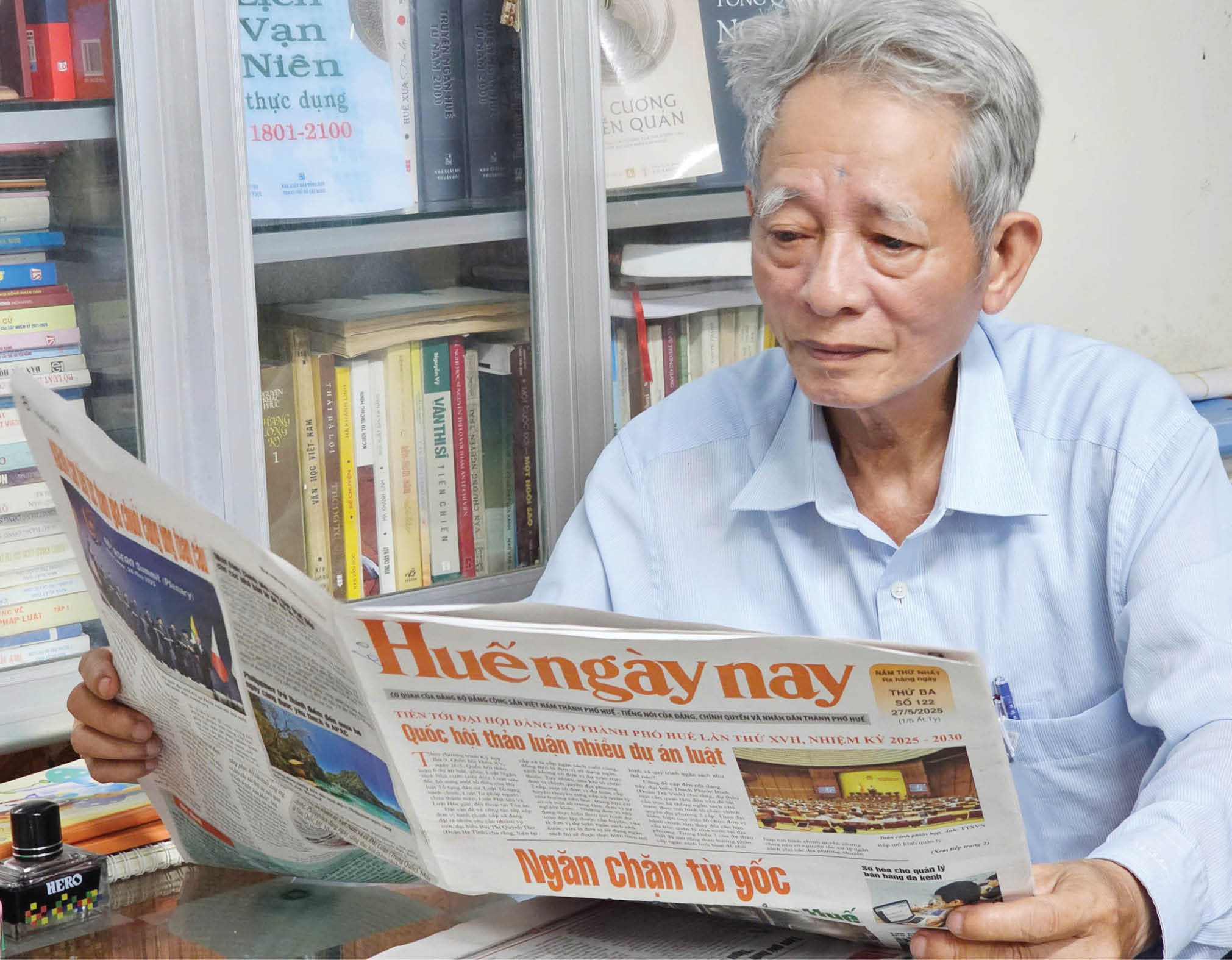 Người nặng lòng với báo Đảng địa phương