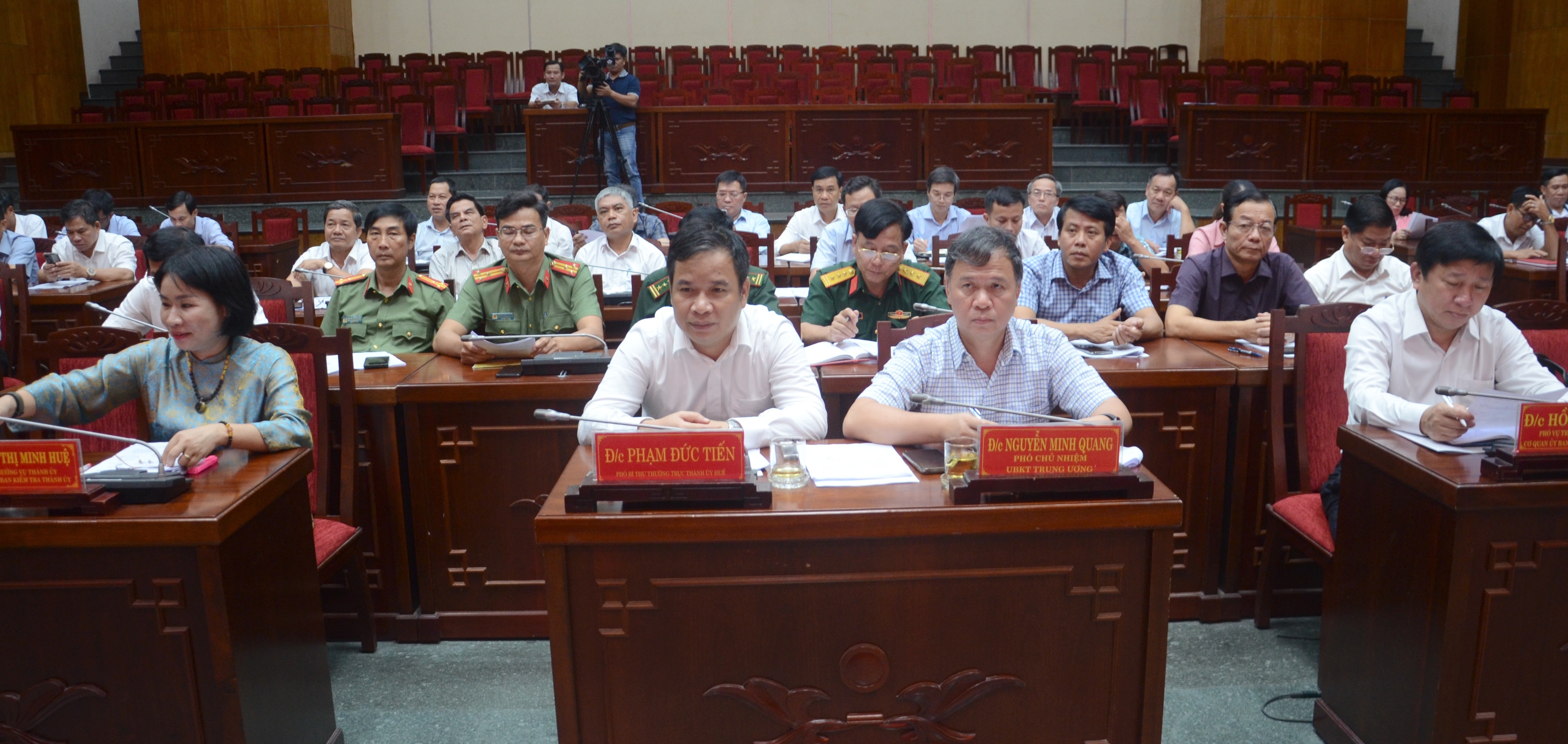 Tăng cường kiểm tra, giám sát để lựa chọn nguồn nhân lực chất lượng