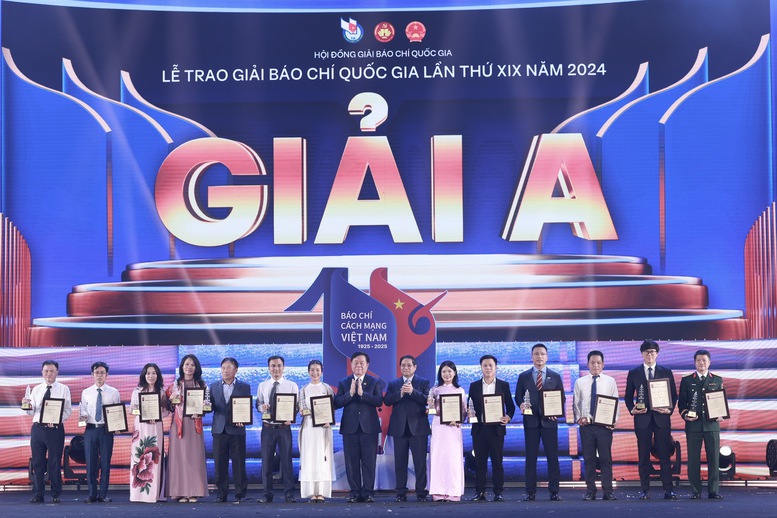 Thủ tướng Đảng, Nhà nước và Nhân dân đặt niềm tin, hy vọng vào Báo chí Cách mạng với thép trong bút, lửa trong tim