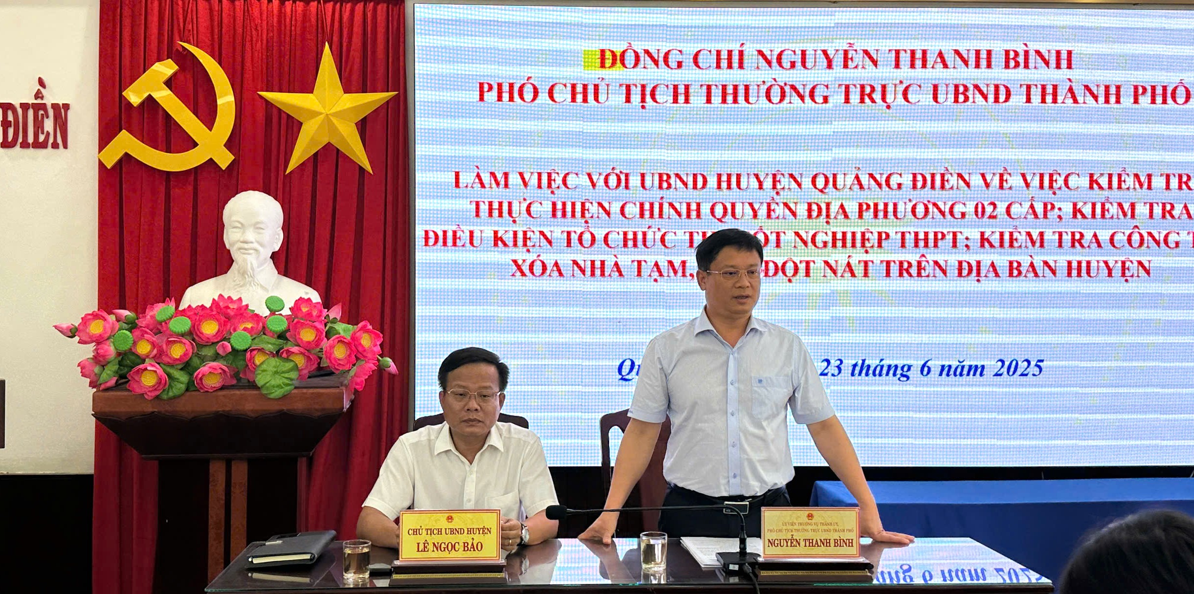 Khắc phục khó khăn, vận hành bộ máy chính quyền mới thông suốt, hiệu quả