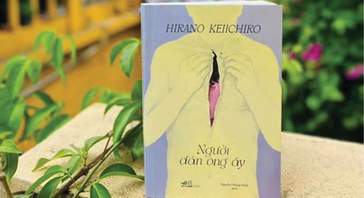 Tráo đổi thân phận giữa “khủng hoảng hiện sinh”