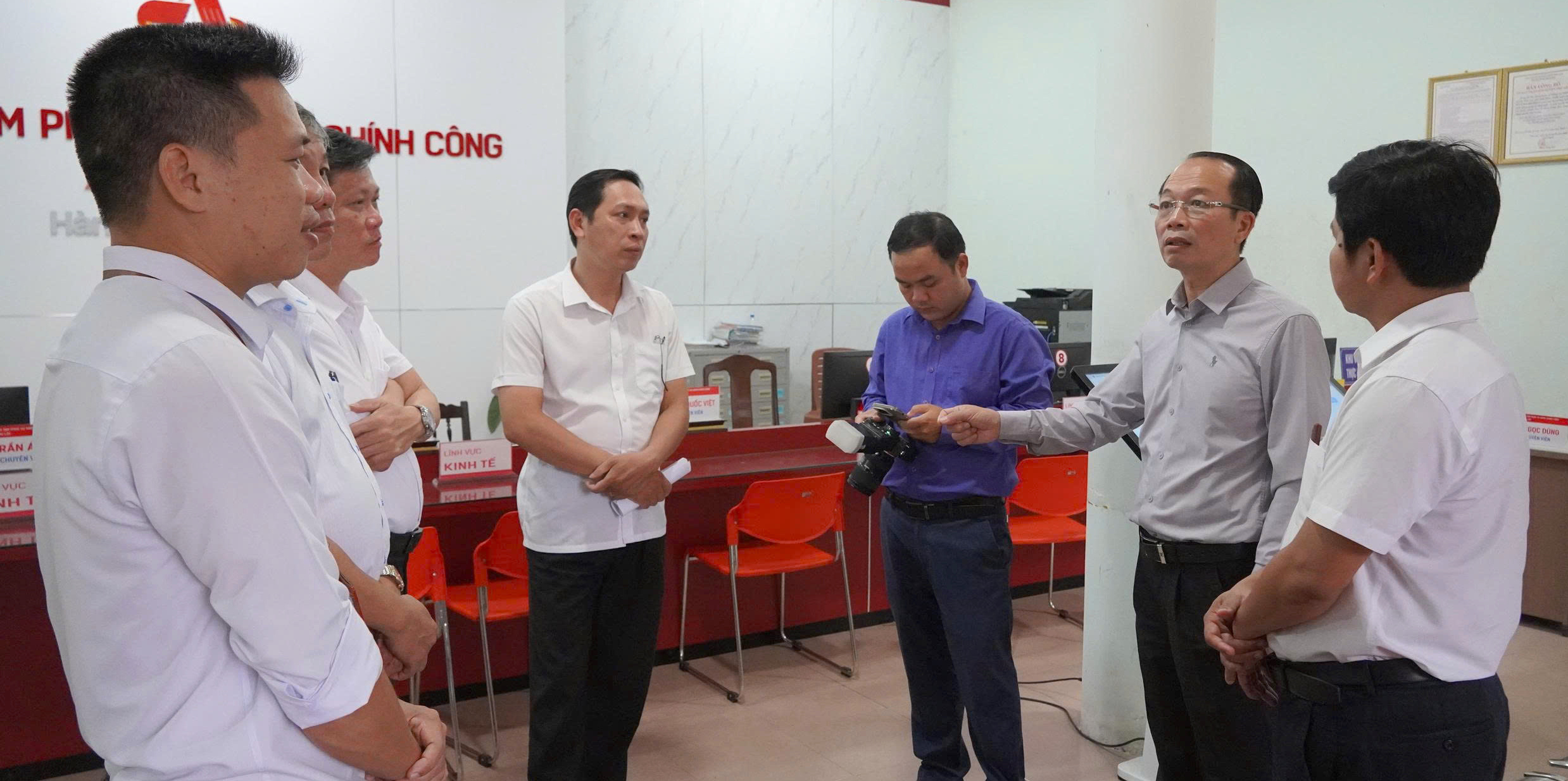 Kiểm tra công tác chuẩn bị thực hiện chính quyền địa phương 2 cấp