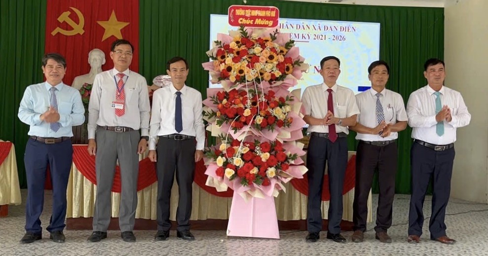 Kỳ họp thứ nhất HĐND 40 phường, xã nhiệm kỳ 2021-2026 Bước chuyển mới