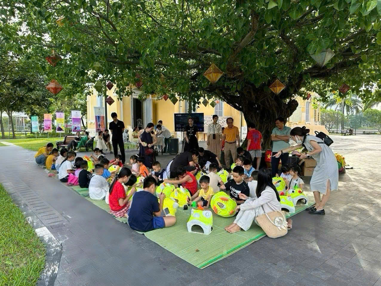 Cùng bé làm lân - cùng bé làm nghệ nhân