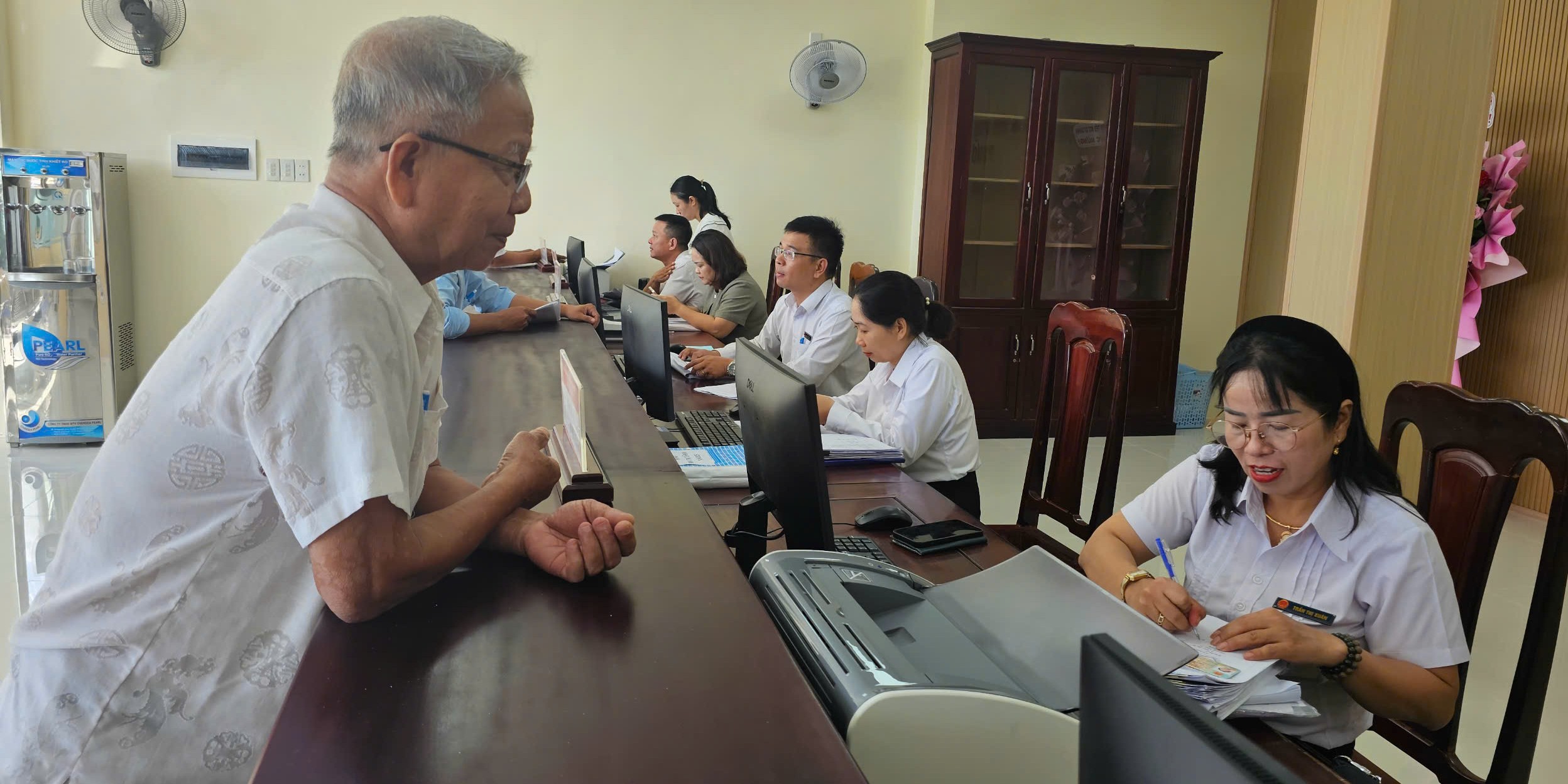 Đột phá chiến lược từ cơ sở, hướng đến phục vụ toàn diện