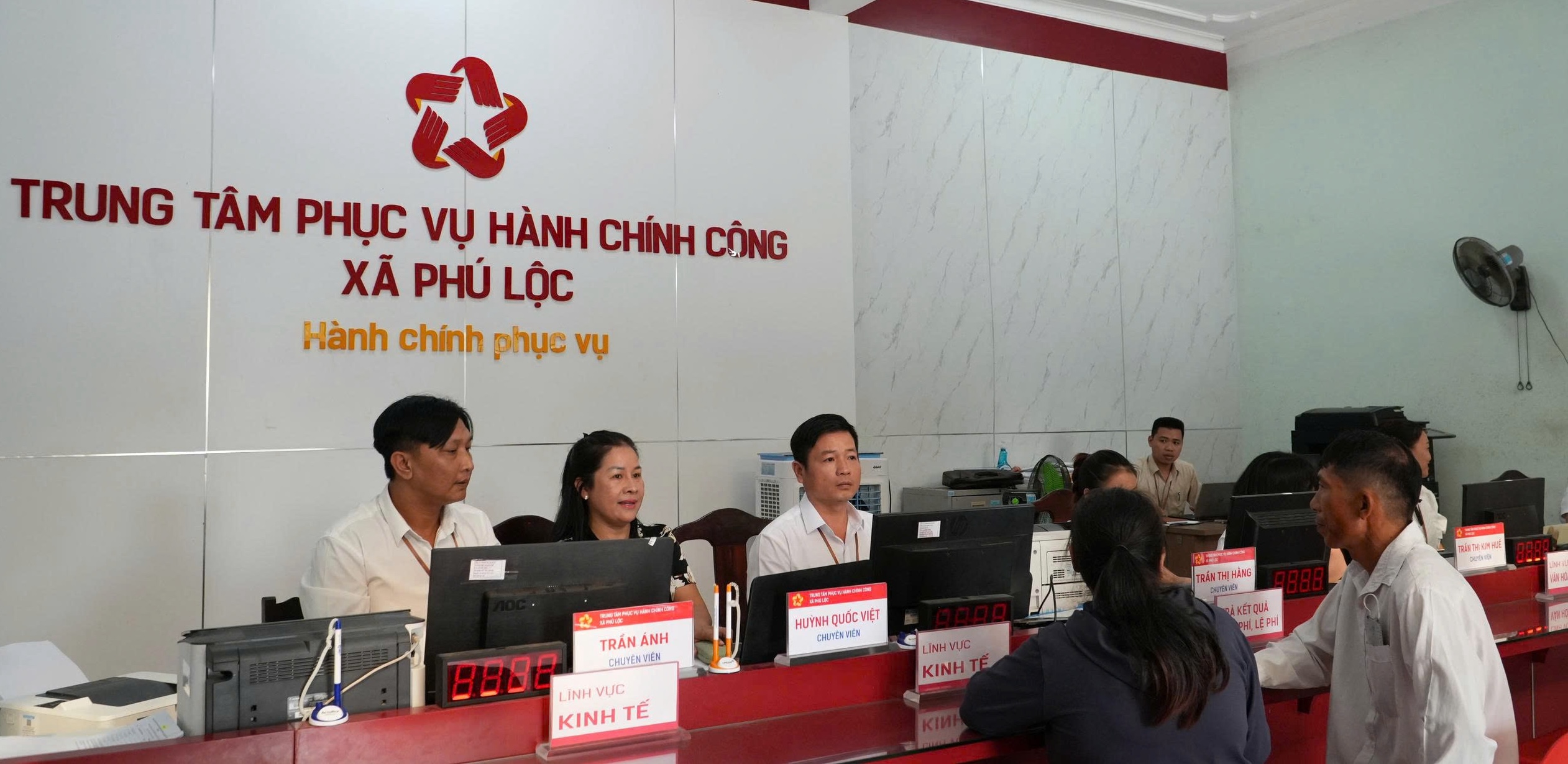 Bảo đảm tốt nhân lực, cơ sở vật chất để phục vụ người dân