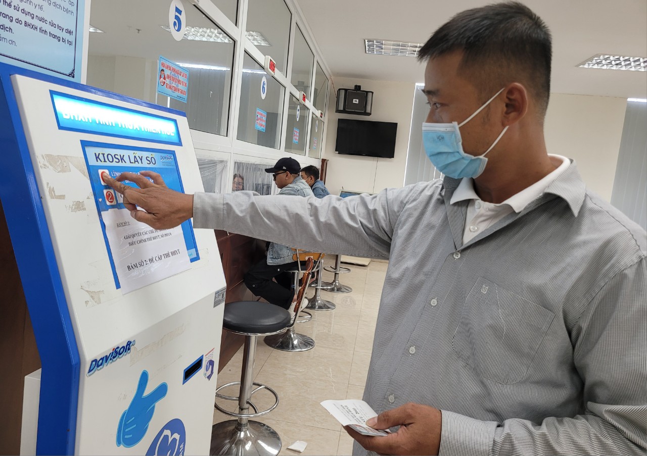 Tăng chế tài xử lý hành vi chậm đóng, trốn đóng bảo hiểm