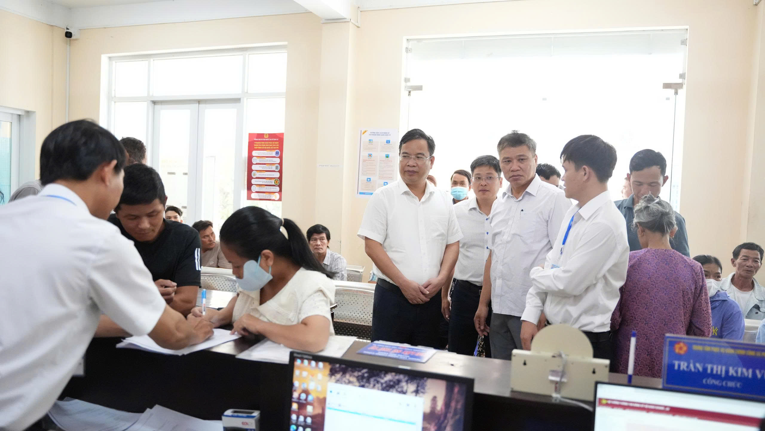 Thăm, kiểm tra vận hành chính quyền 2 cấp ở Phú Vang