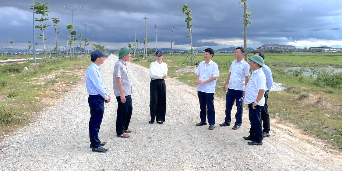 Phát huy quyền giám sát, nâng cao hiệu lực quản trị địa phương