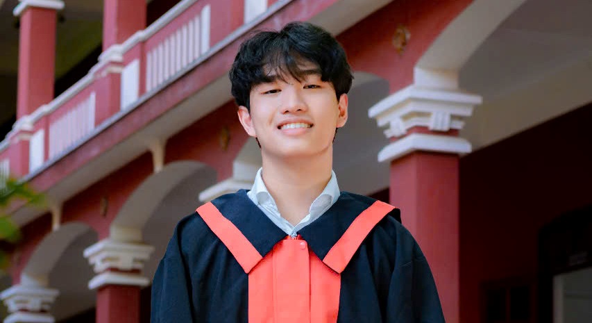 Thủ khoa xứ Huế Thành quả từ sự bền bỉ mỗi ngày