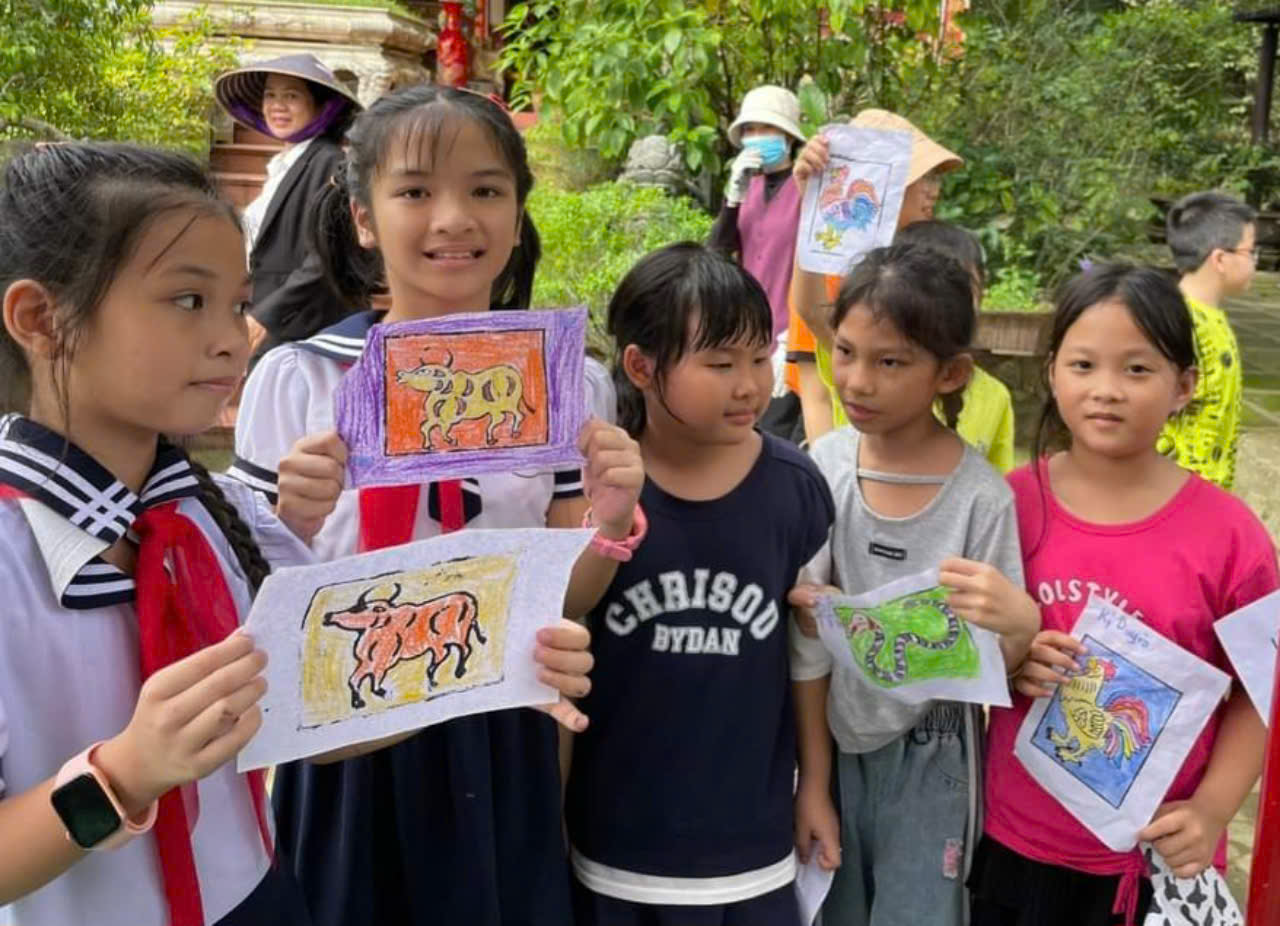 Tăng mức hỗ trợ bảo hiểm y tế cho học sinh, nạn nhân bị mua bán người và nhân viên y tế thôn bản