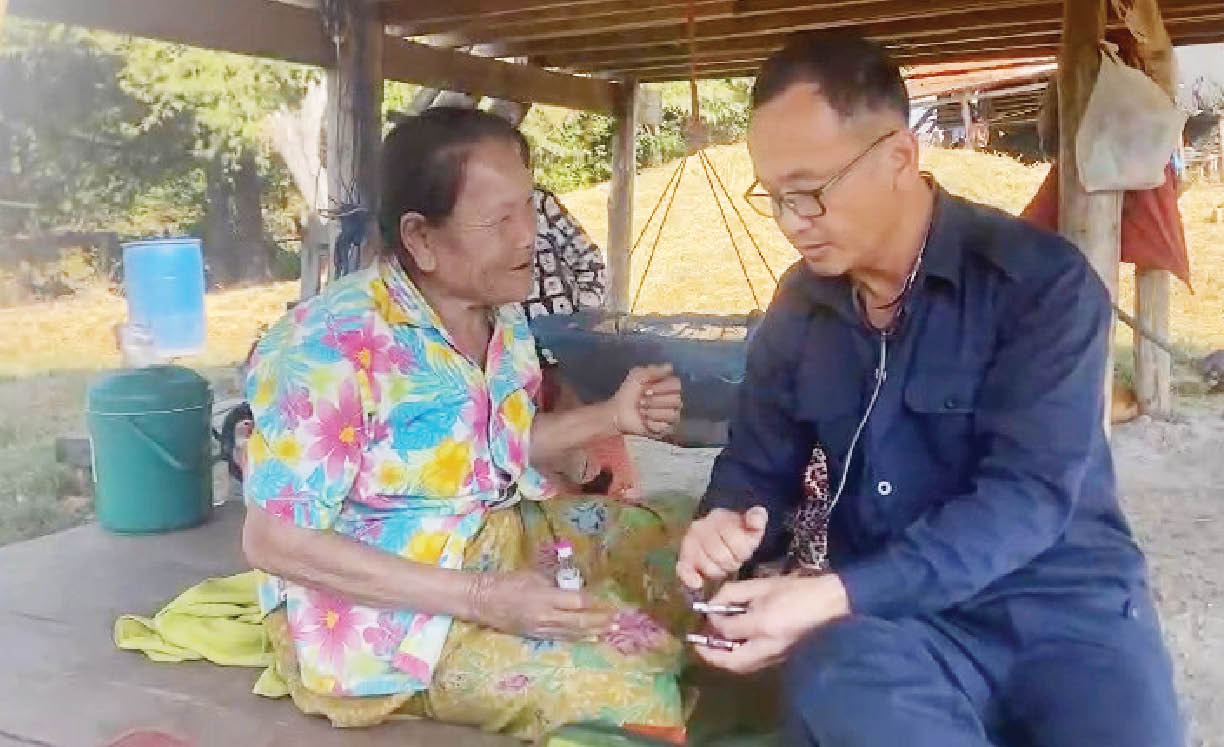 “4 bám, 3 cùng” trên hành trình đi tìm liệt sĩ tại Lào