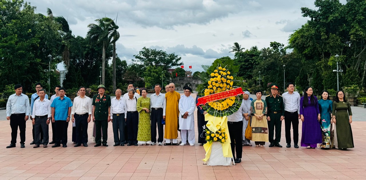 Tưởng nhớ, tri ân các Anh hùng liệt sĩ tại Quảng Trị