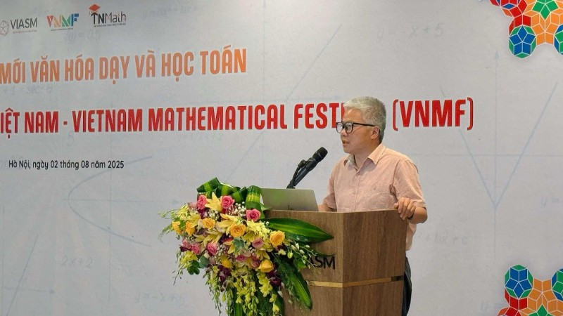 GS, TSKH Ngô Bảo Châu  Sân chơi Toán học Việt Nam là không gian học tập tích cực và sáng tạo