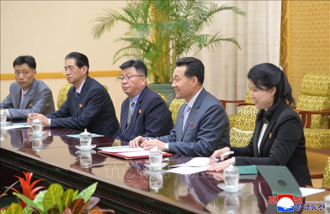 Chủ tịch Quốc hội Triều Tiên hội đàm với lãnh đạo nghị viện nhiều nước