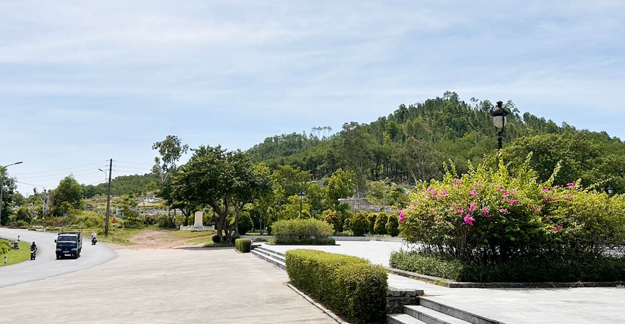 Đánh thức núi Ngự Bình