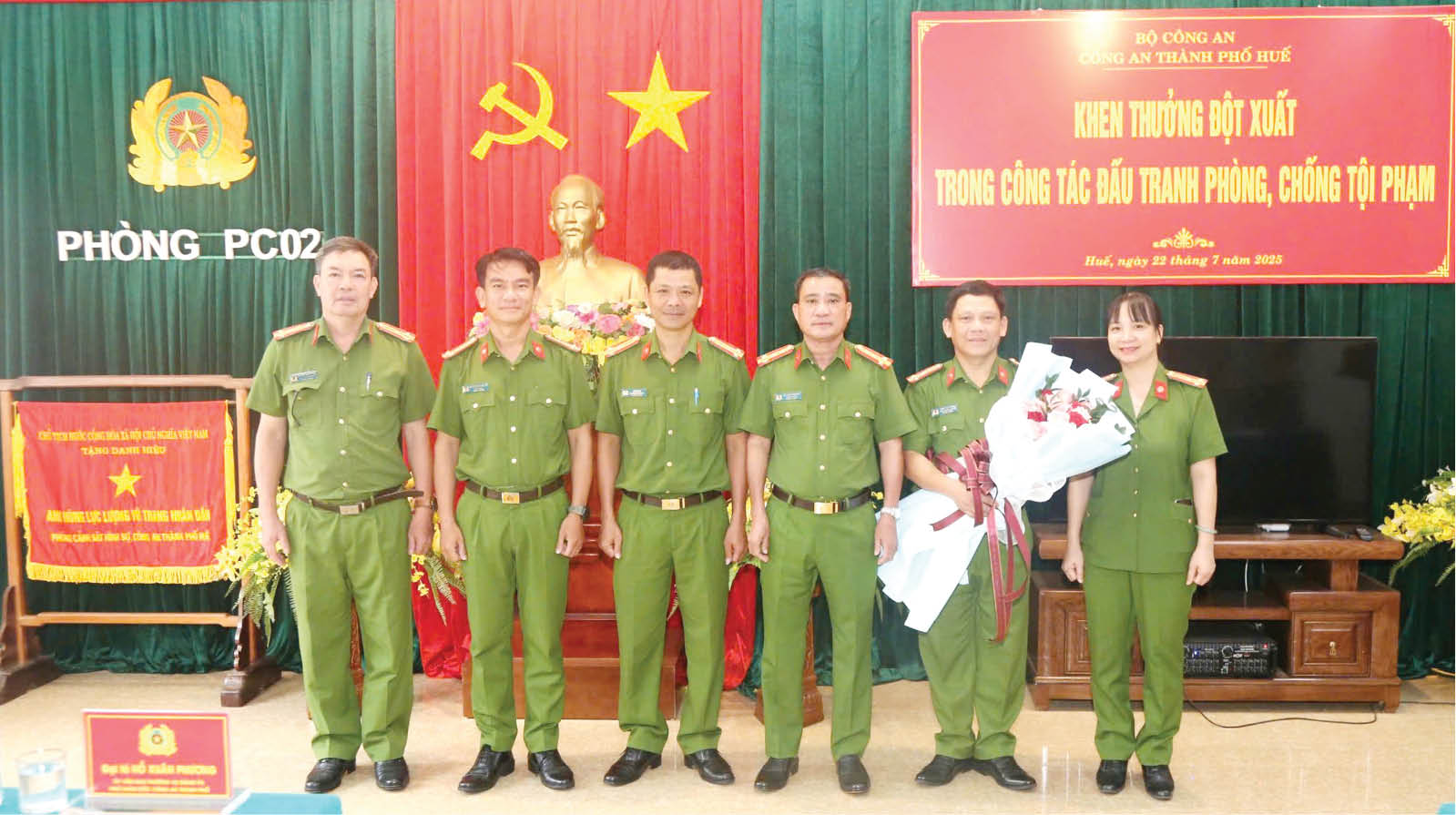 Kết hợp giữa phòng ngừa với chủ động tấn công, trấn áp tội phạm