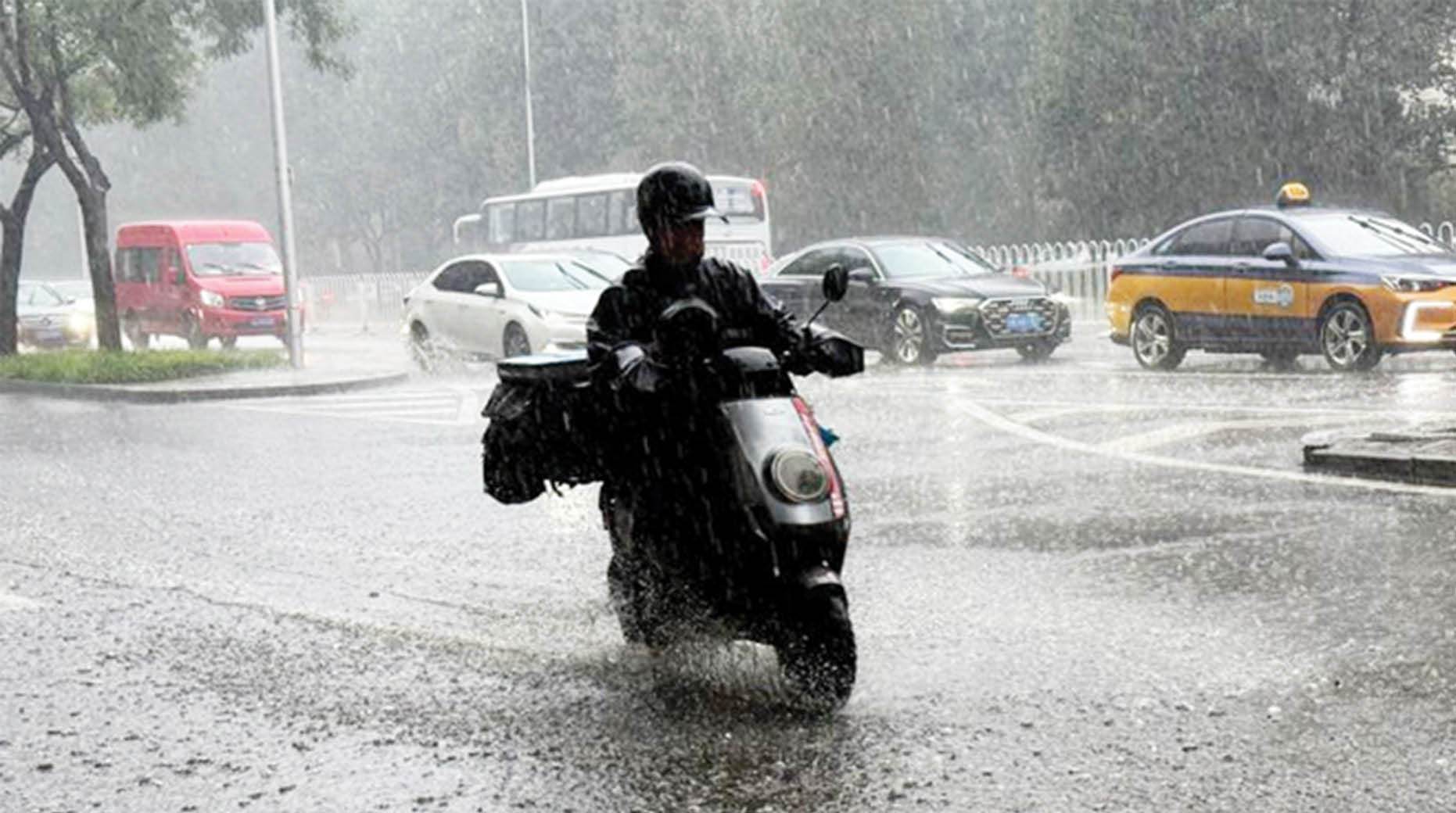 Nắng nóng, lũ lụt lời cảnh báo từ tự nhiên