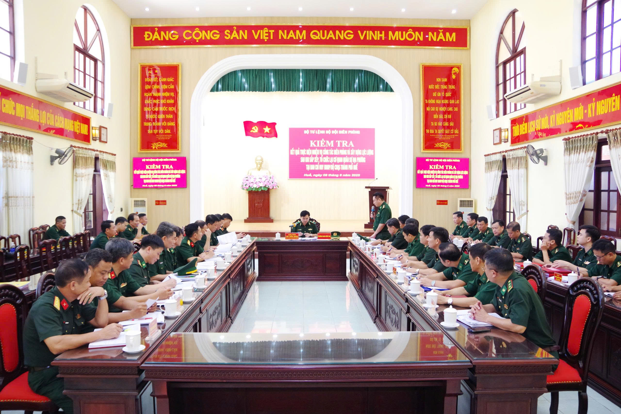 Kiểm tra kết quả thực hiện nhiệm vụ công tác biên phòng