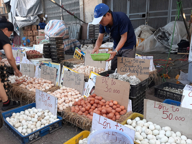 Giá trứng tăng 20 - 30 nhưng tiềm ẩn nguy cơ giảm sốc