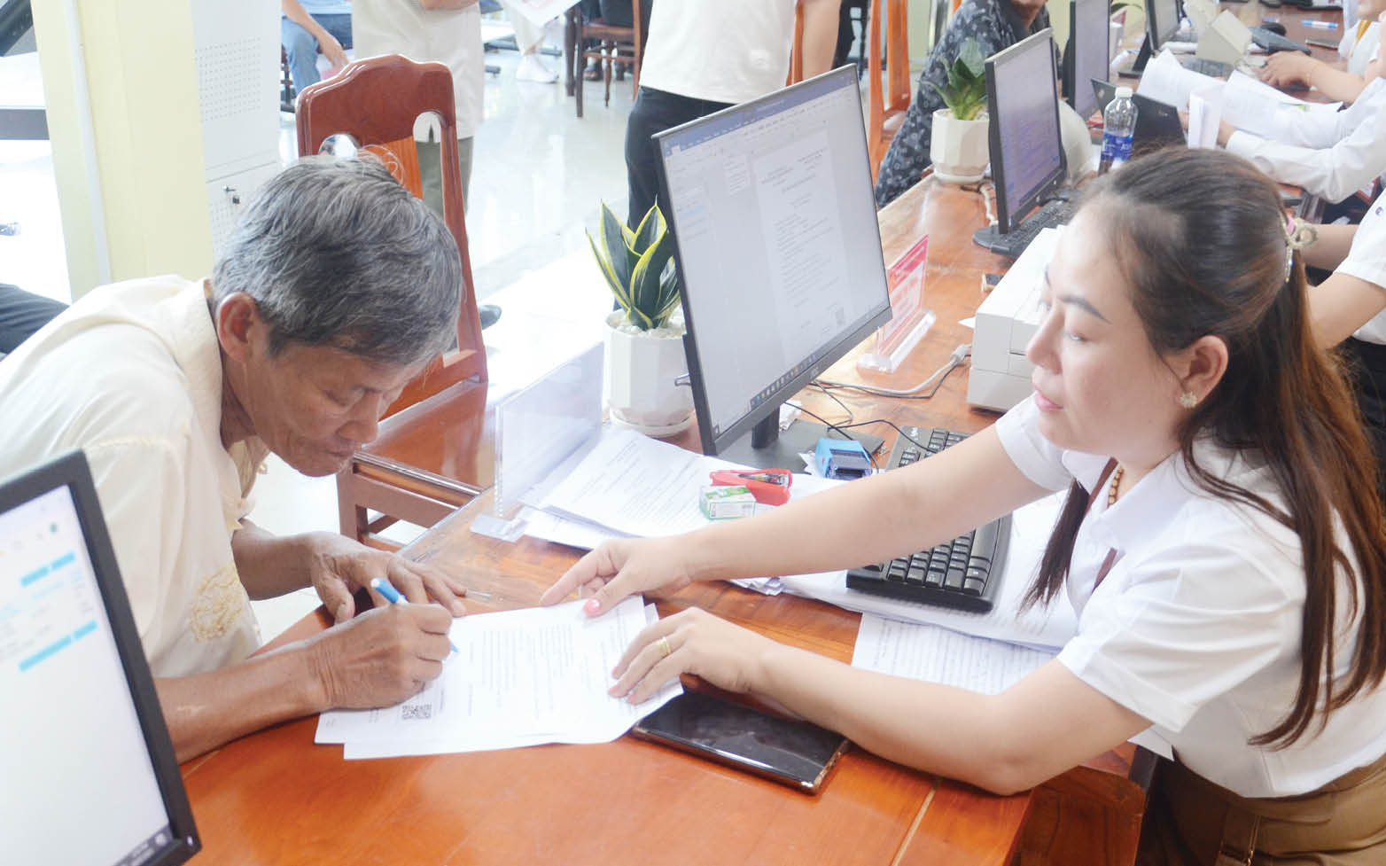 Tiếp tục nâng cao năng lực cho cán bộ cấp xã, phường