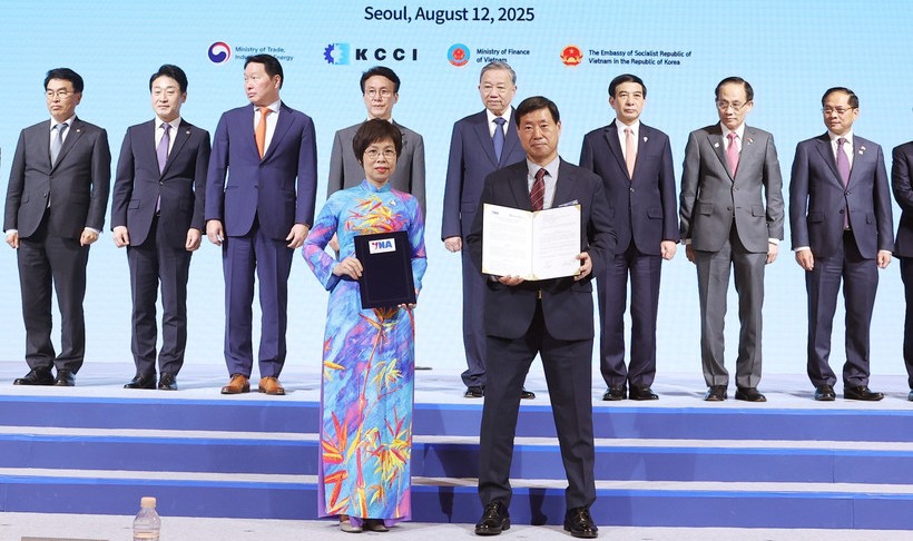 Tổng Bí thư Tô Lâm và Thủ tướng Hàn Quốc chứng kiến Lễ trao thỏa thuận hợp tác