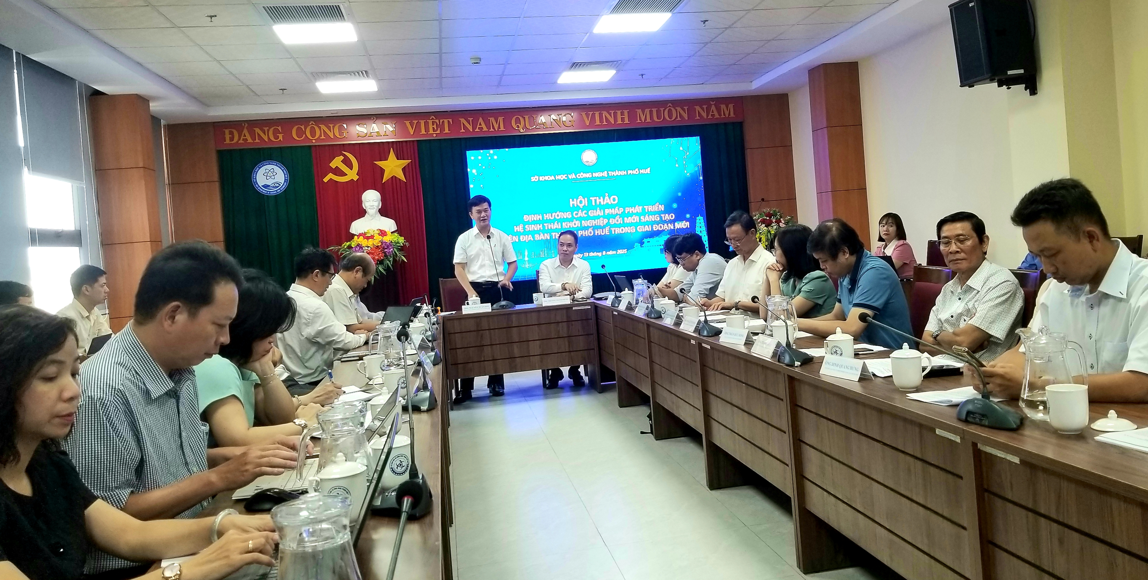 Định hướng các giải pháp phát triển hệ sinh thái khởi nghiệp đổi mới sáng tạo