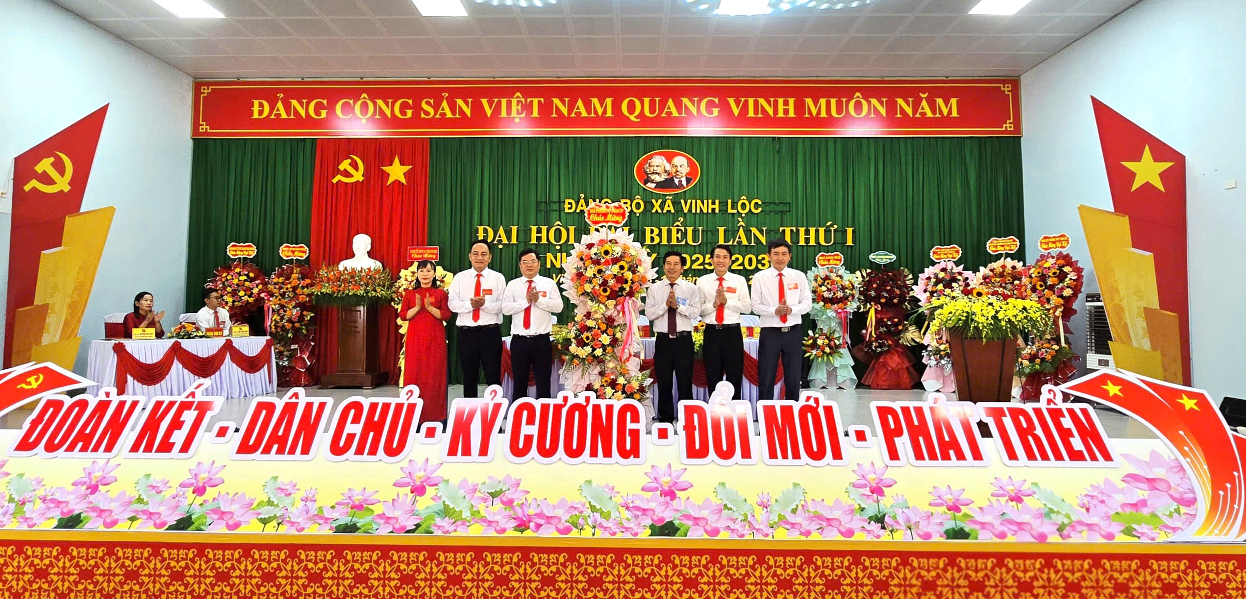Quyết tâm tạo bứt phá trong phát triển kinh tế - xã hội