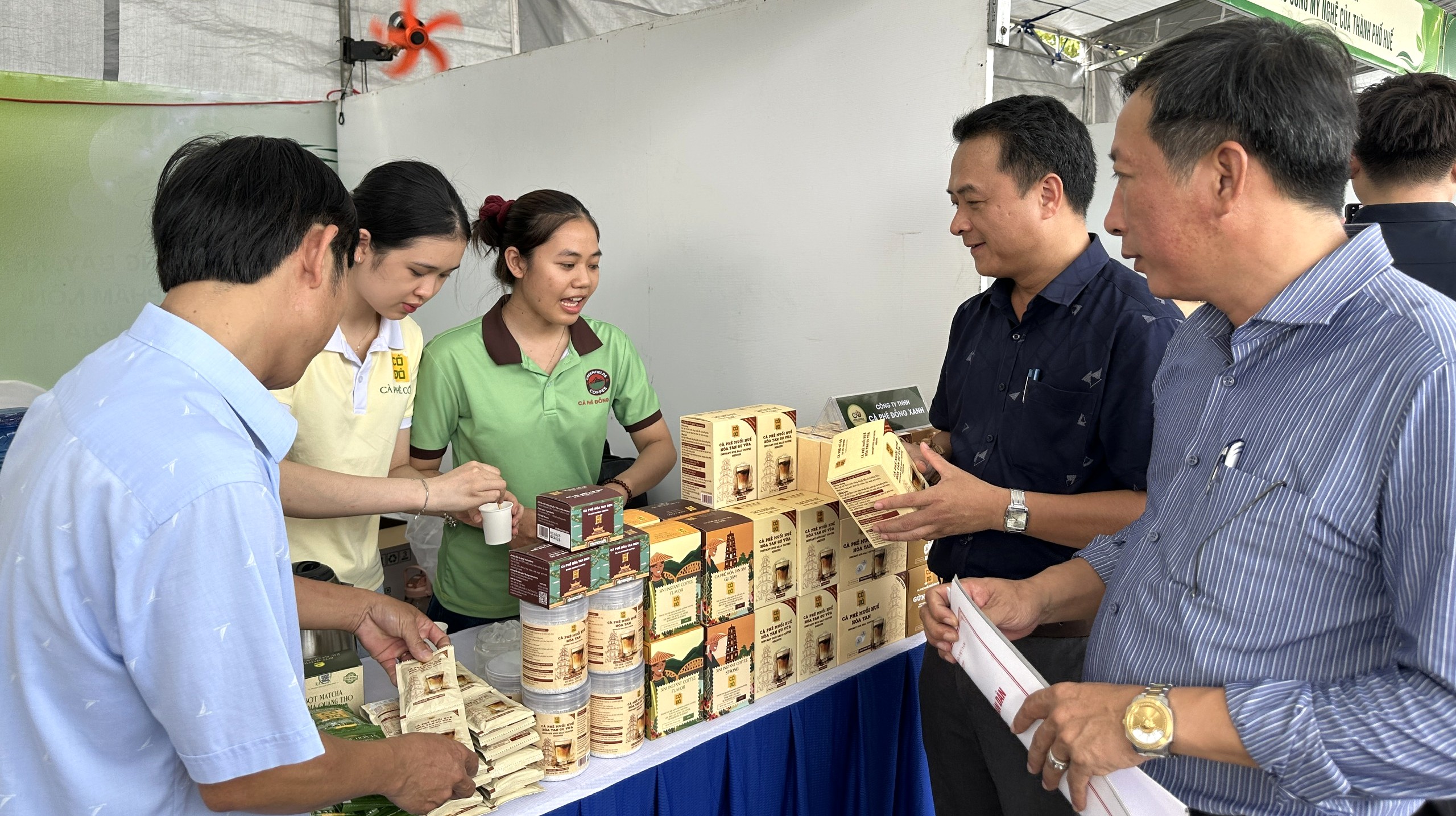 Kết nối, thúc đẩy tiêu thụ nông sản, đặc sản, hàng thủ công mỹ nghệ Quảng Điền