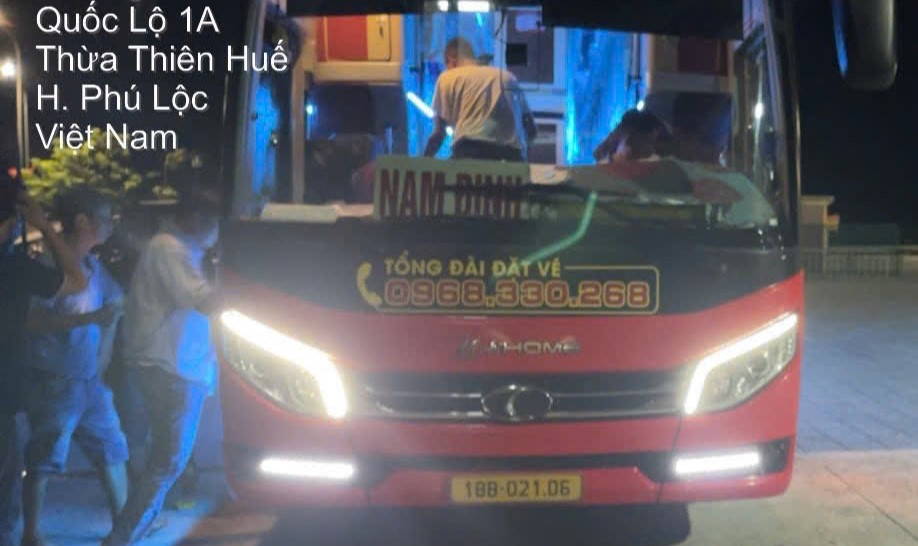 Xử phạt gần 100 triệu đồng xe chở khách vượt quá quy định