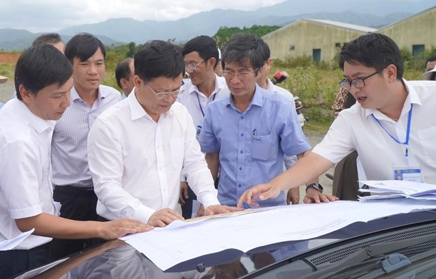 Một quyết sách chiến lược về dân sinh