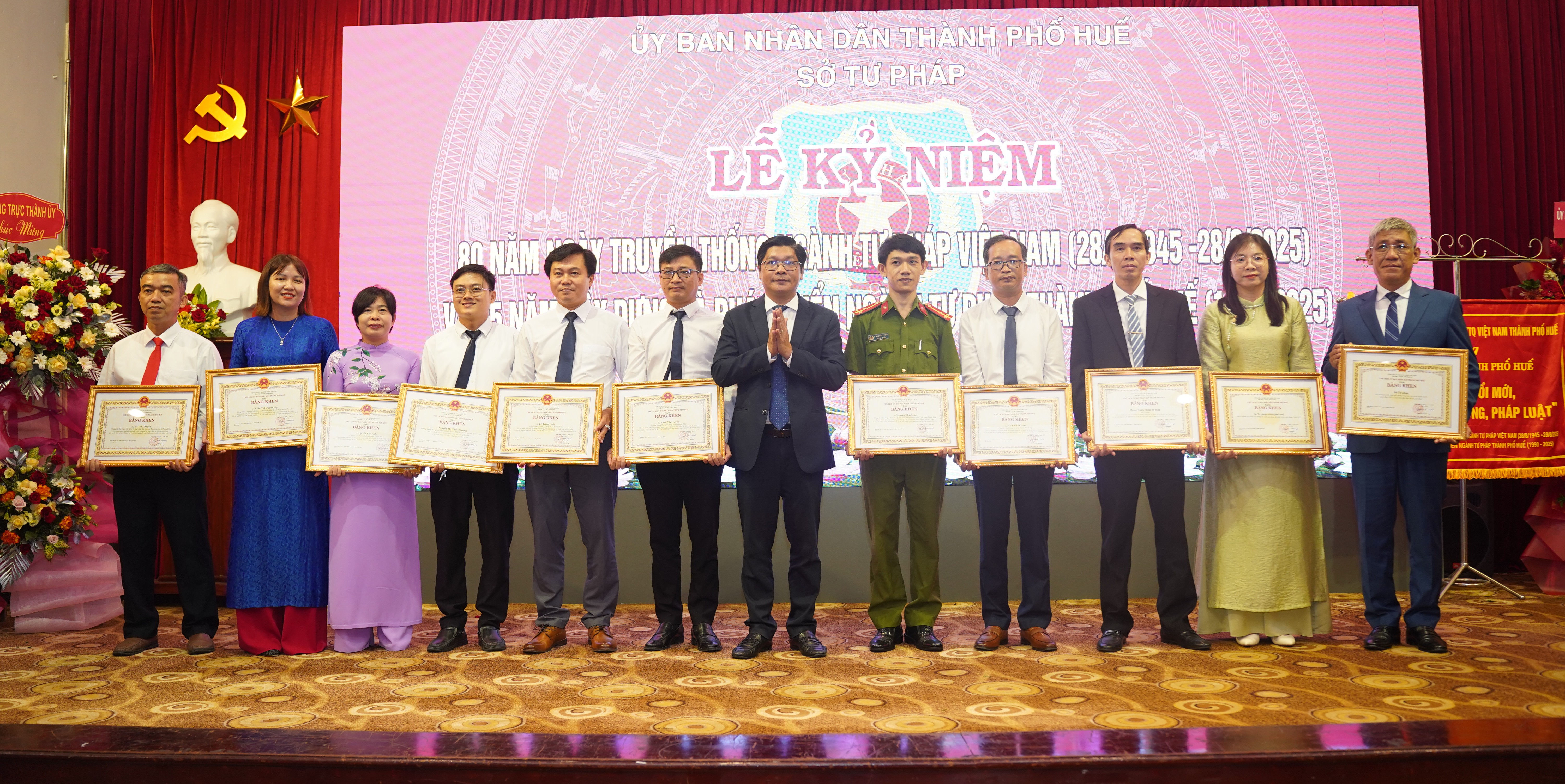 Ngành tư pháp cần bảo đảm hài hòa giữa quản lý Nhà nước và cung cấp dịch vụ công