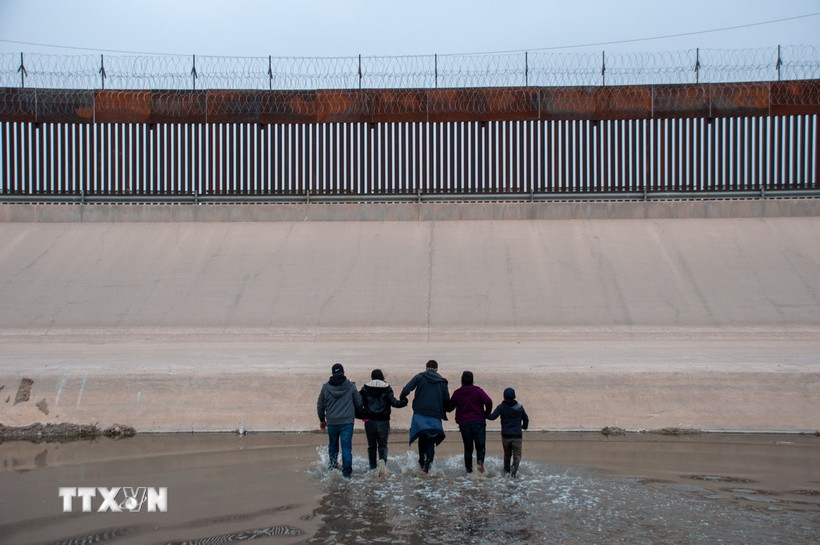 Mỹ Số vụ bắt giữ người nhập cư bất hợp pháp tại Washington tăng gấp 10 lần