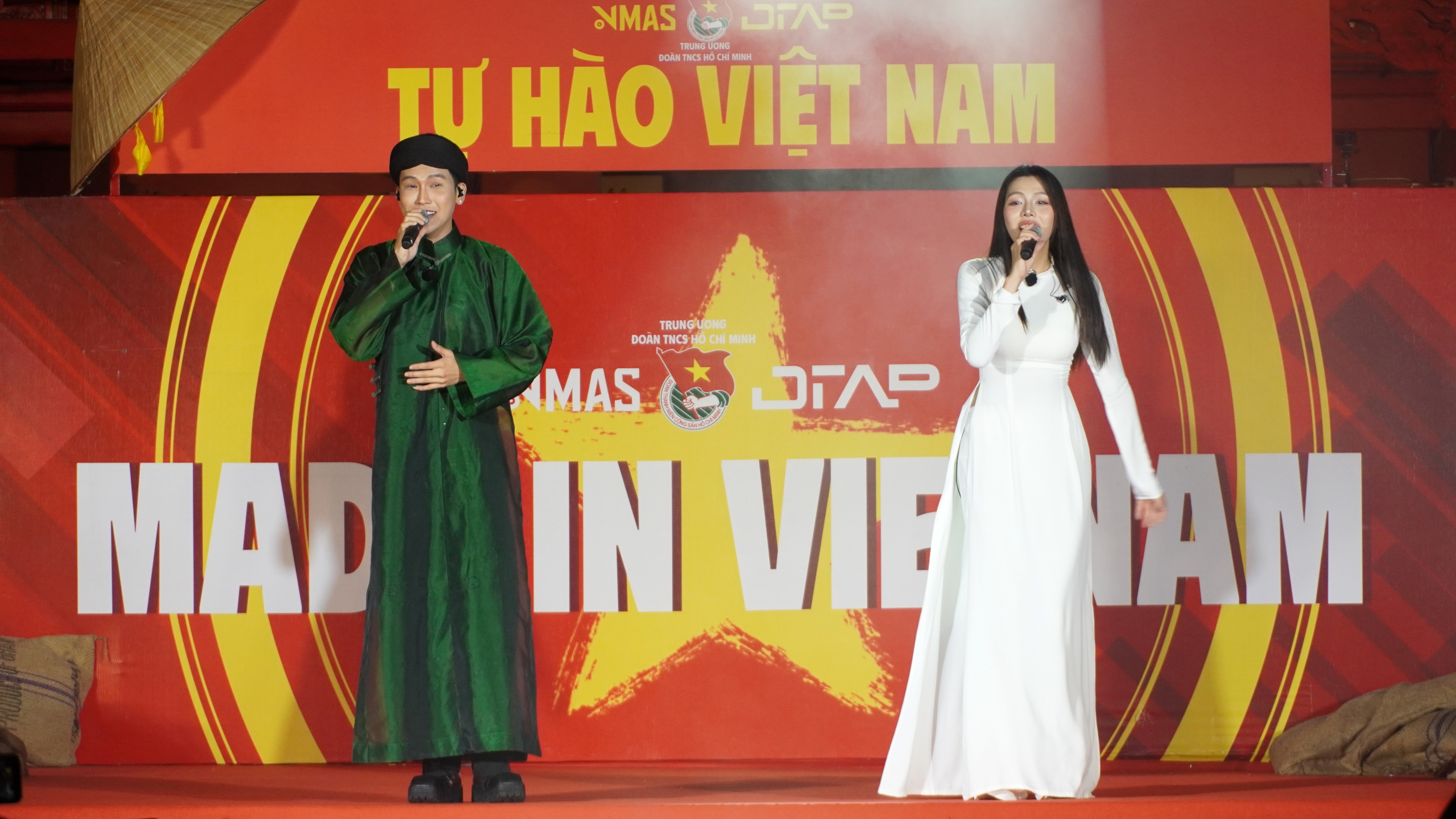 “Chuyến xe Tự hào Việt Nam” dừng chân tại Huế