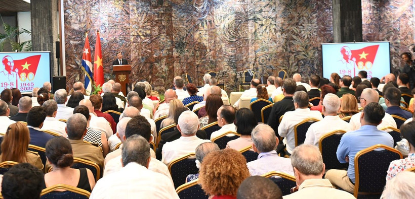 Lễ kỷ niệm 80 năm Cách mạng Tháng Tám và Quốc khánh 2 9 Biểu tượng của tình đoàn kết huyền thoại Việt Nam-Cuba