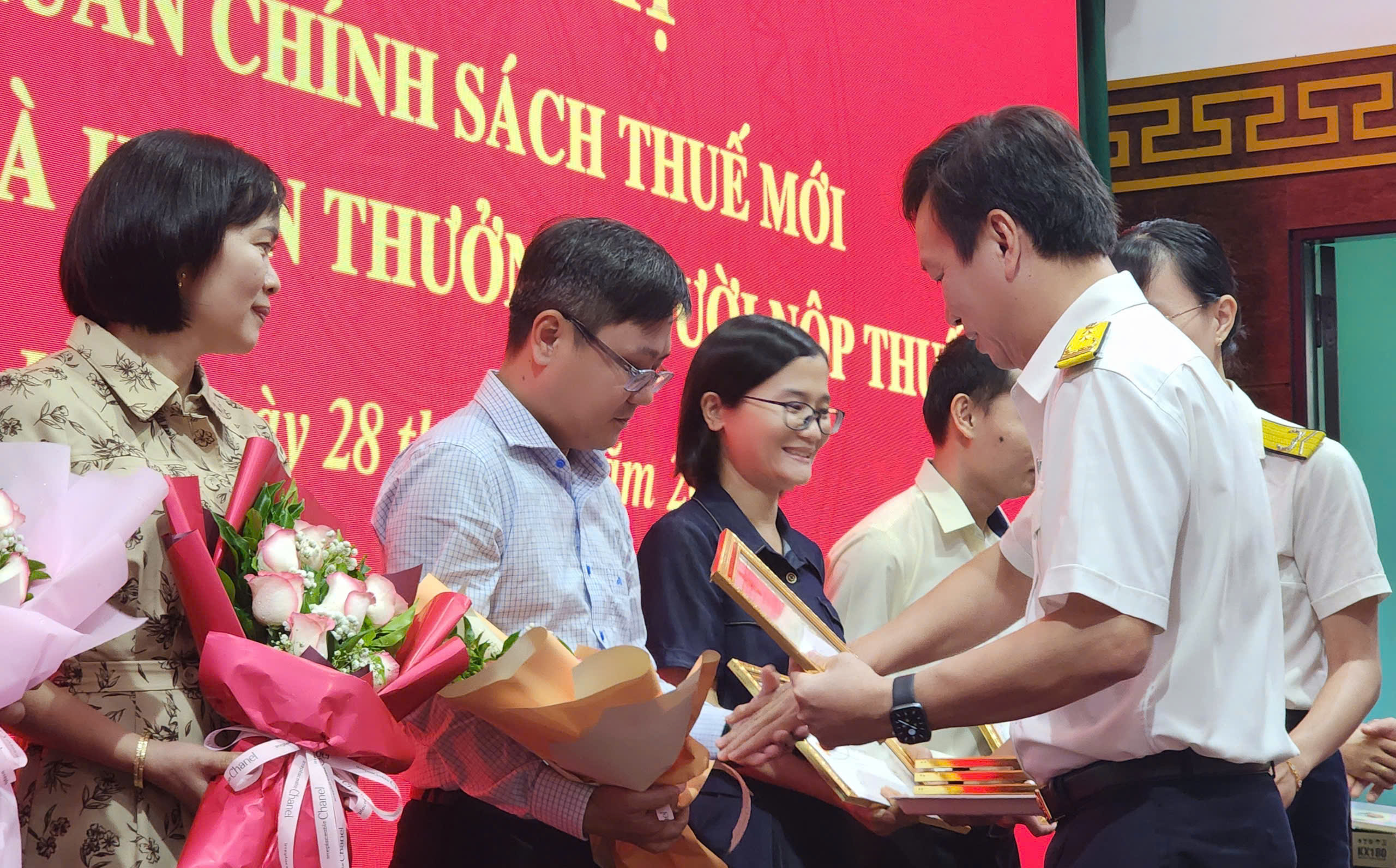 Các vướng mắc về thuế được tháo gỡ, giải đáp