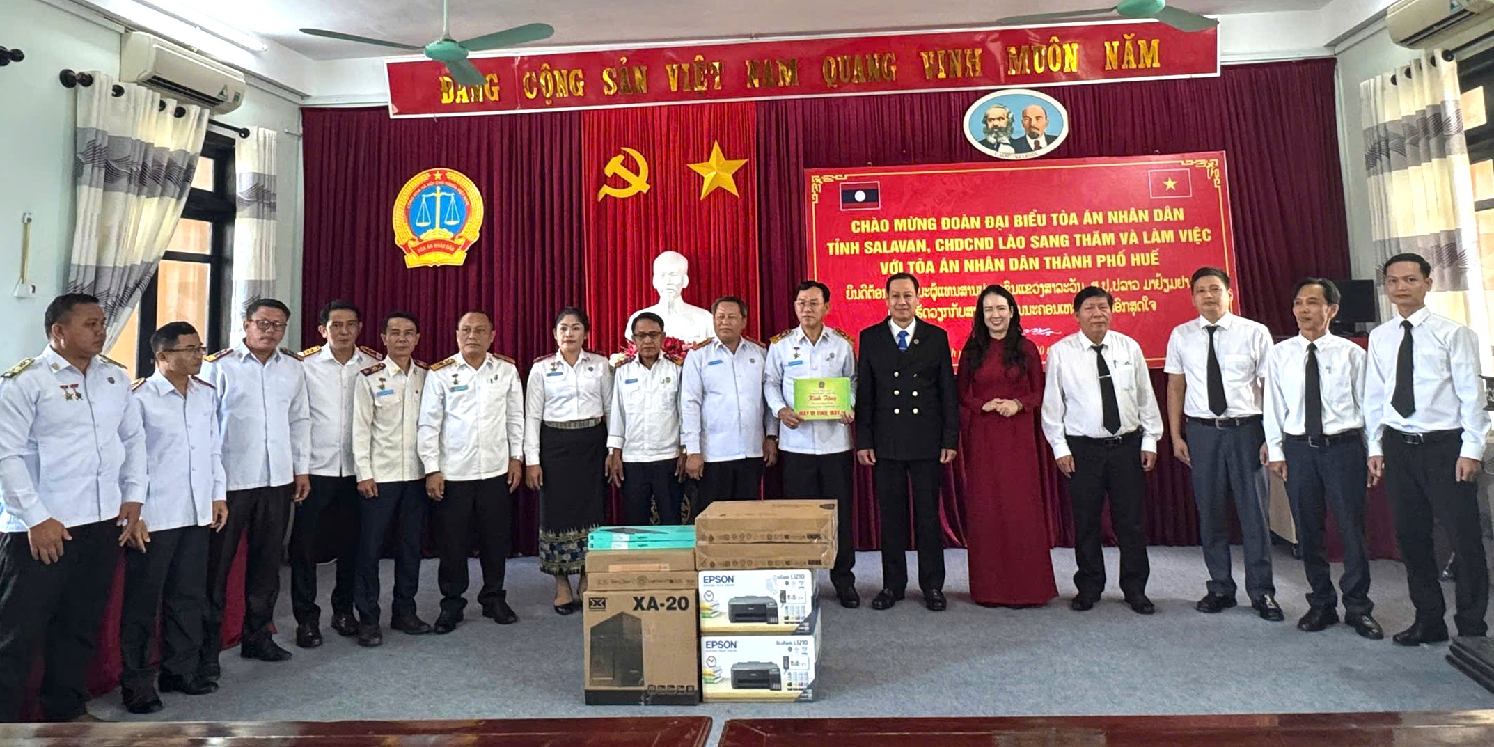 Thúc đẩy tình hữu nghị, hợp tác Tư pháp giữa hai nước Việt Nam - Lào