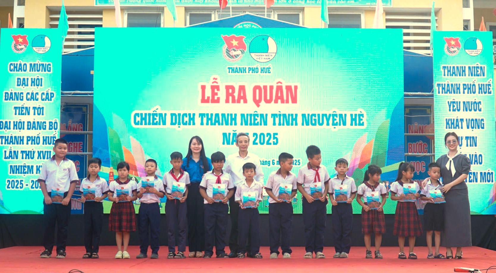 Thiếu nhi TP Huế vững bước tiến vào kỷ nguyên mới