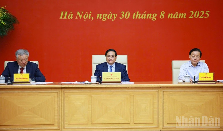 Khẩn trương hoàn thiện bộ tiêu chuẩn, quy chuẩn về đường sắt tốc độ cao