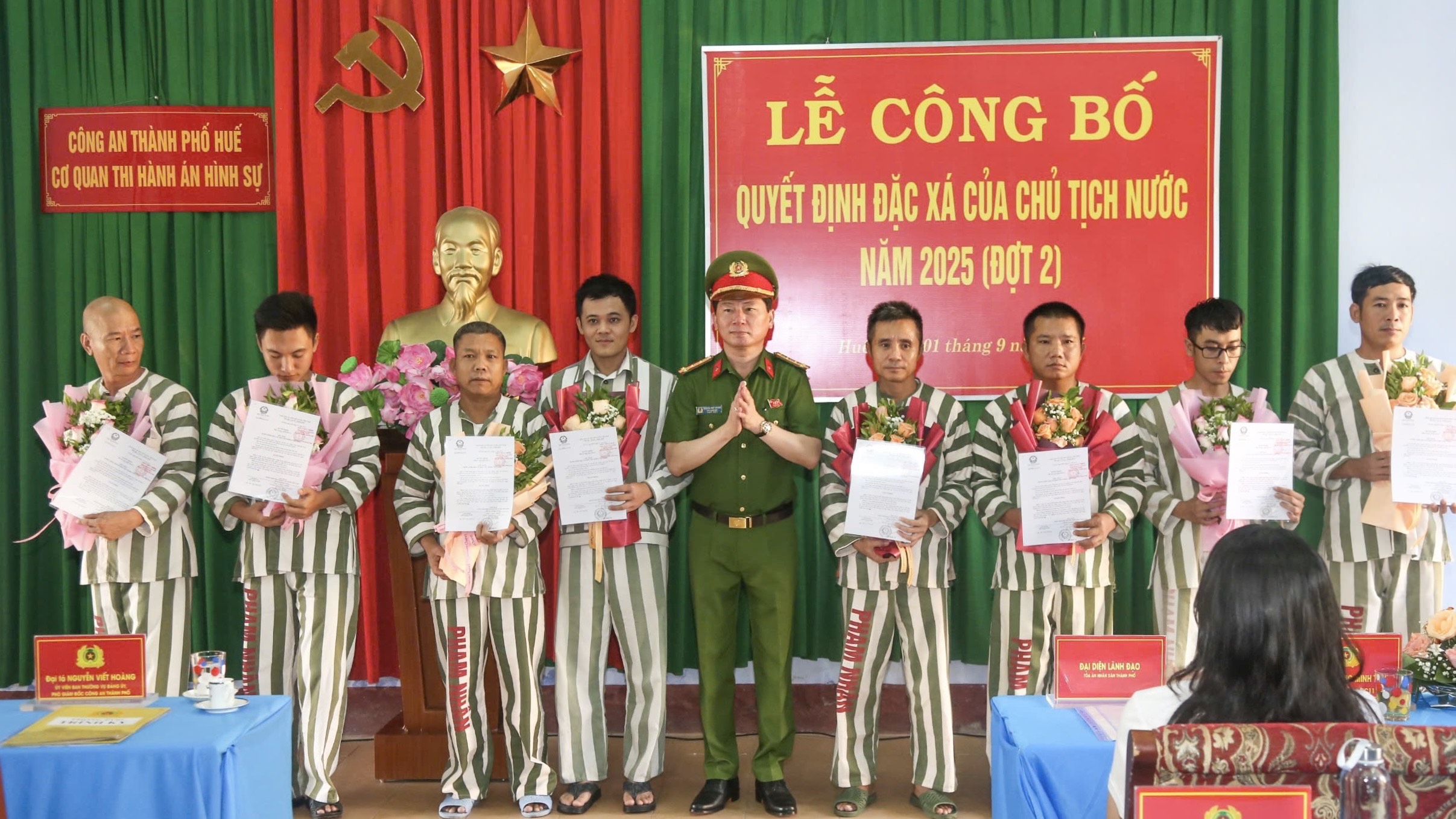 Đặc xá cho 18 phạm nhân dịp 2 9