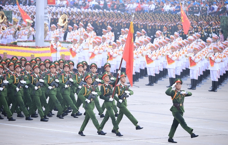 Bộ trưởng Công an khen các đơn vị, địa phương vì thành tích phục vụ kỷ niệm 80 năm Cách mạng Tháng Tám và Quốc khánh 2 9